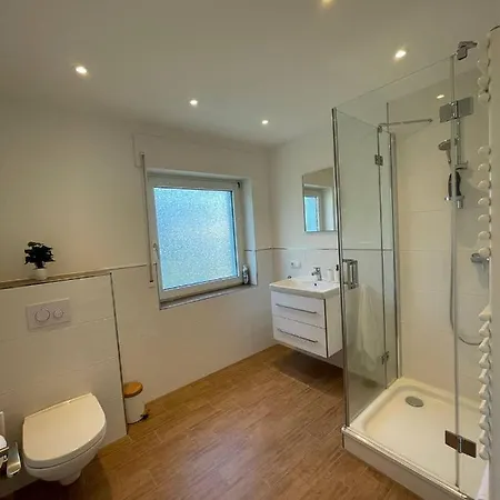 Kernsaniertes Monteurhaus Mit 2 In شقة