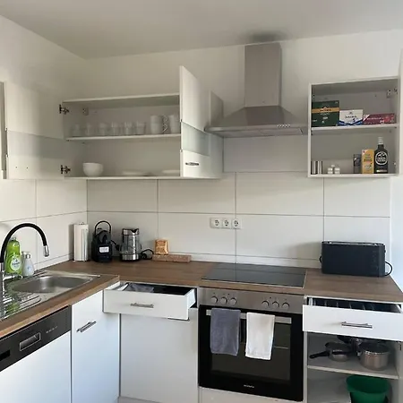 شقة Kernsaniertes Monteurhaus Mit 2 In