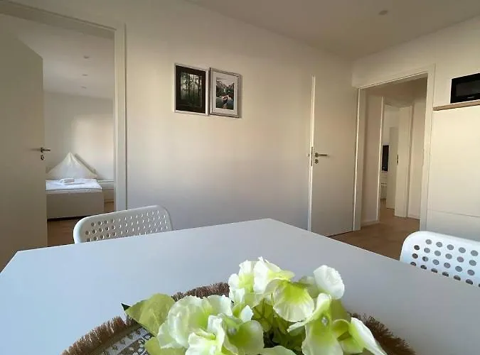 Kernsaniertes Monteurhaus Mit 2 In Lägenhet Wirges