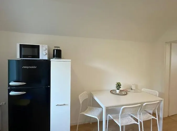 Kernsaniertes Monteurhaus Mit 2 In *